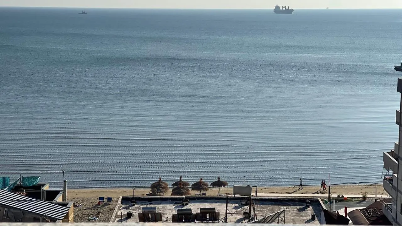Faro Apartment Durres 0*,